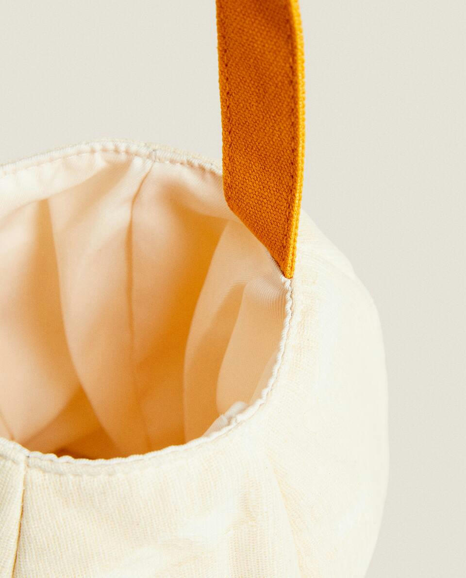 KIDS’ HALLOWEEN MUMMY CANDY BAG