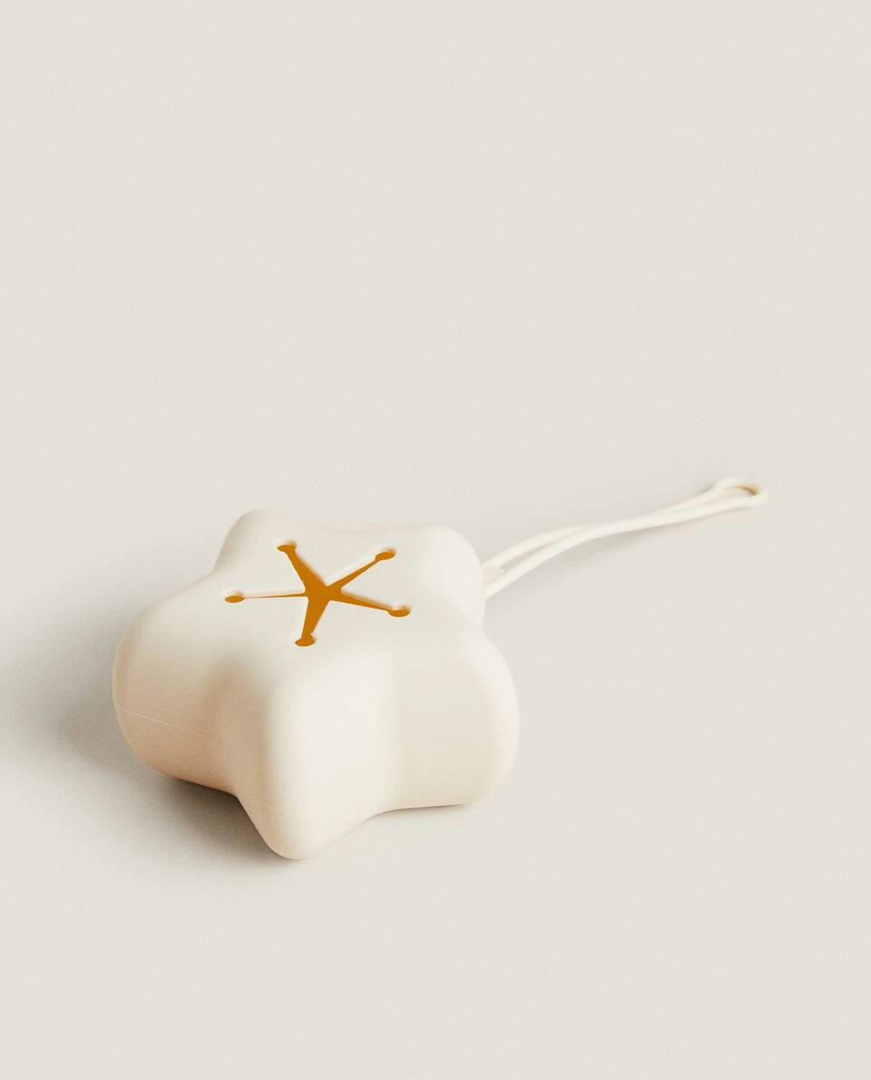STAR-SHAPED SILICONE DUMMY STORAGE CASE