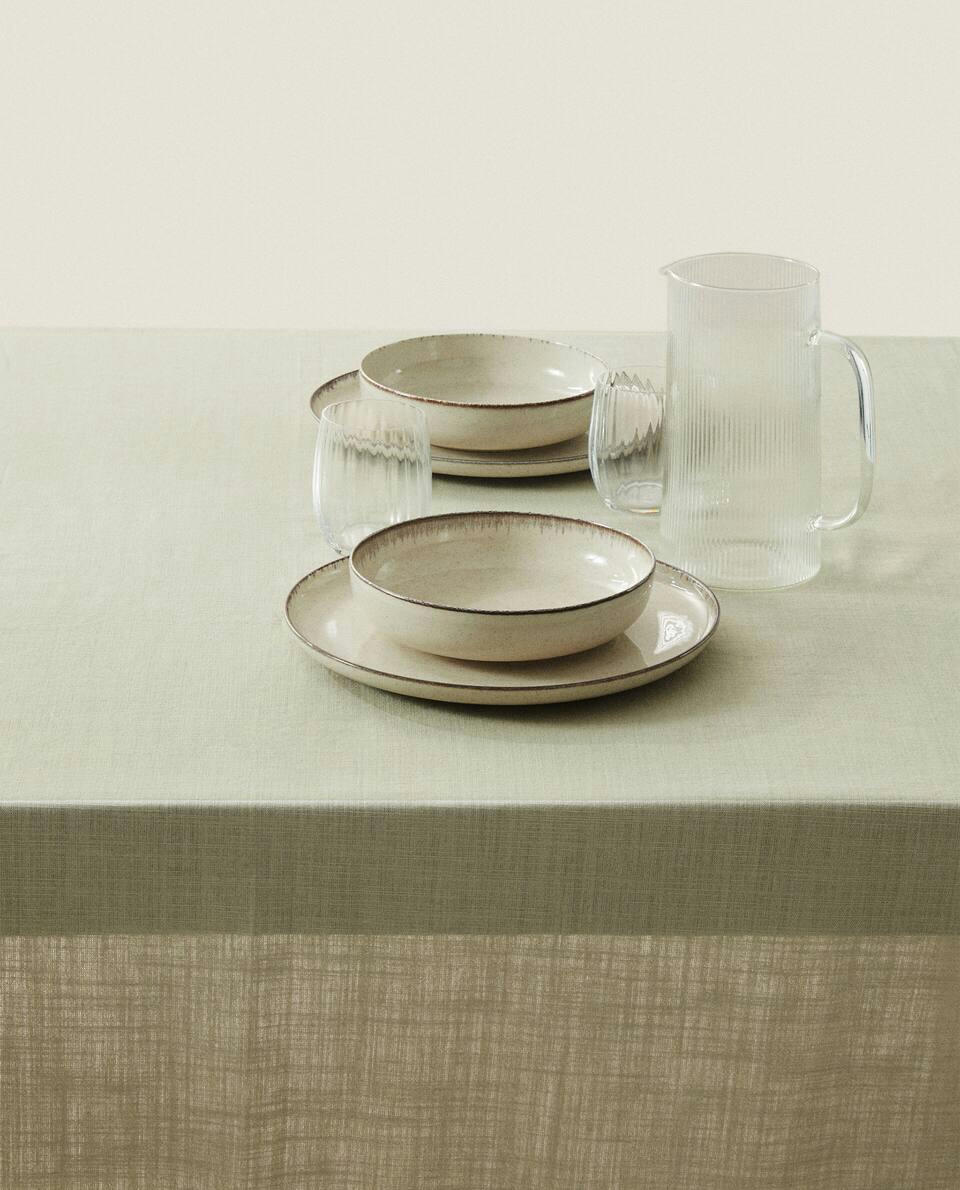 HEMSTITCHED TABLECLOTH