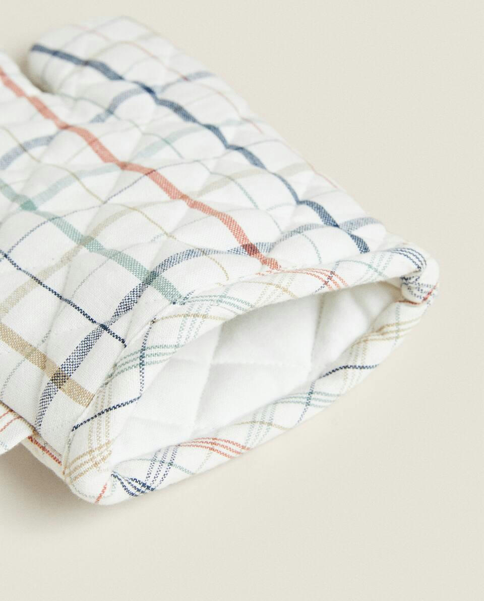 DYED THREAD COTTON OVEN GLOVE