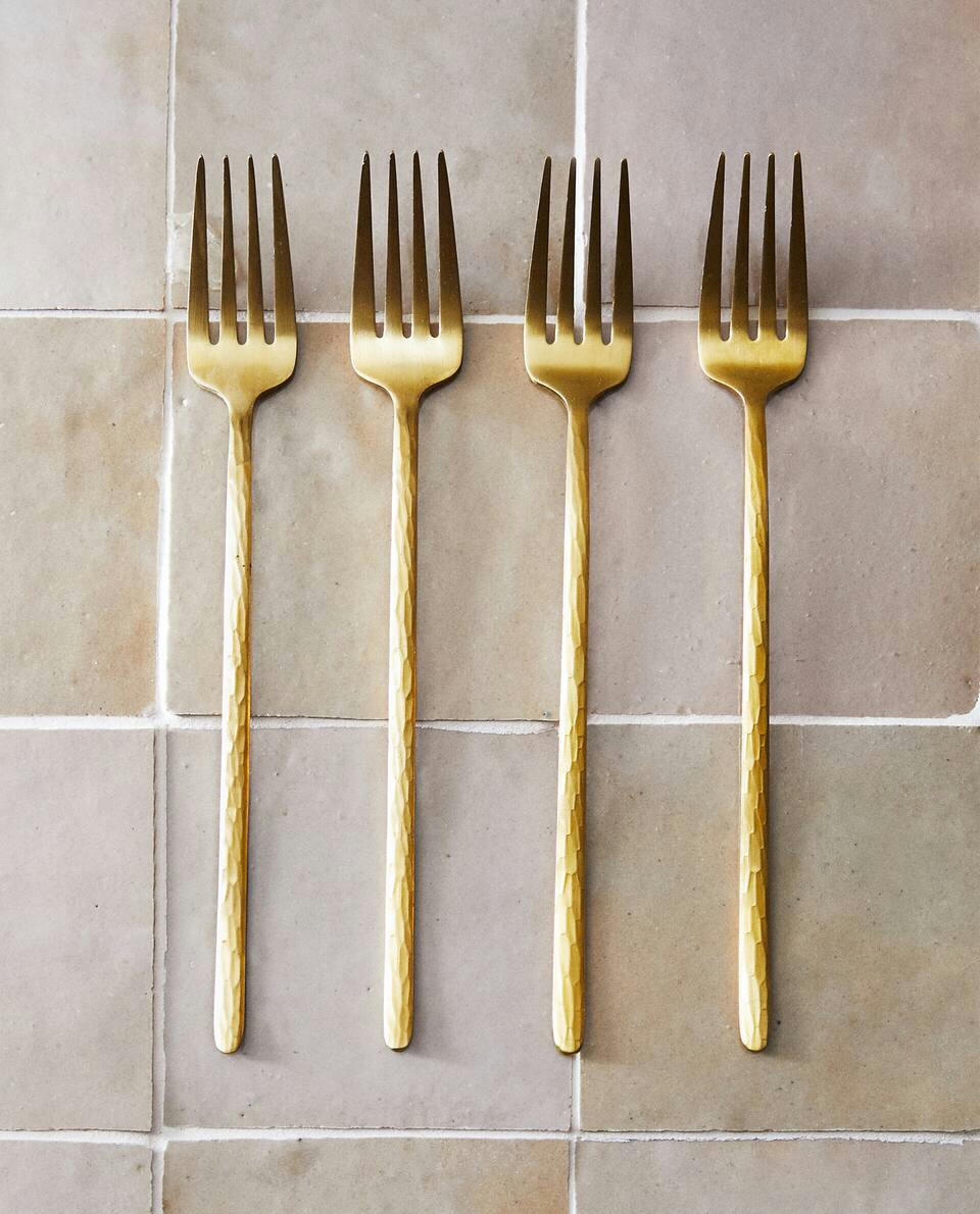 BOX 4 FORKS WITH HAMMERED HANDLE