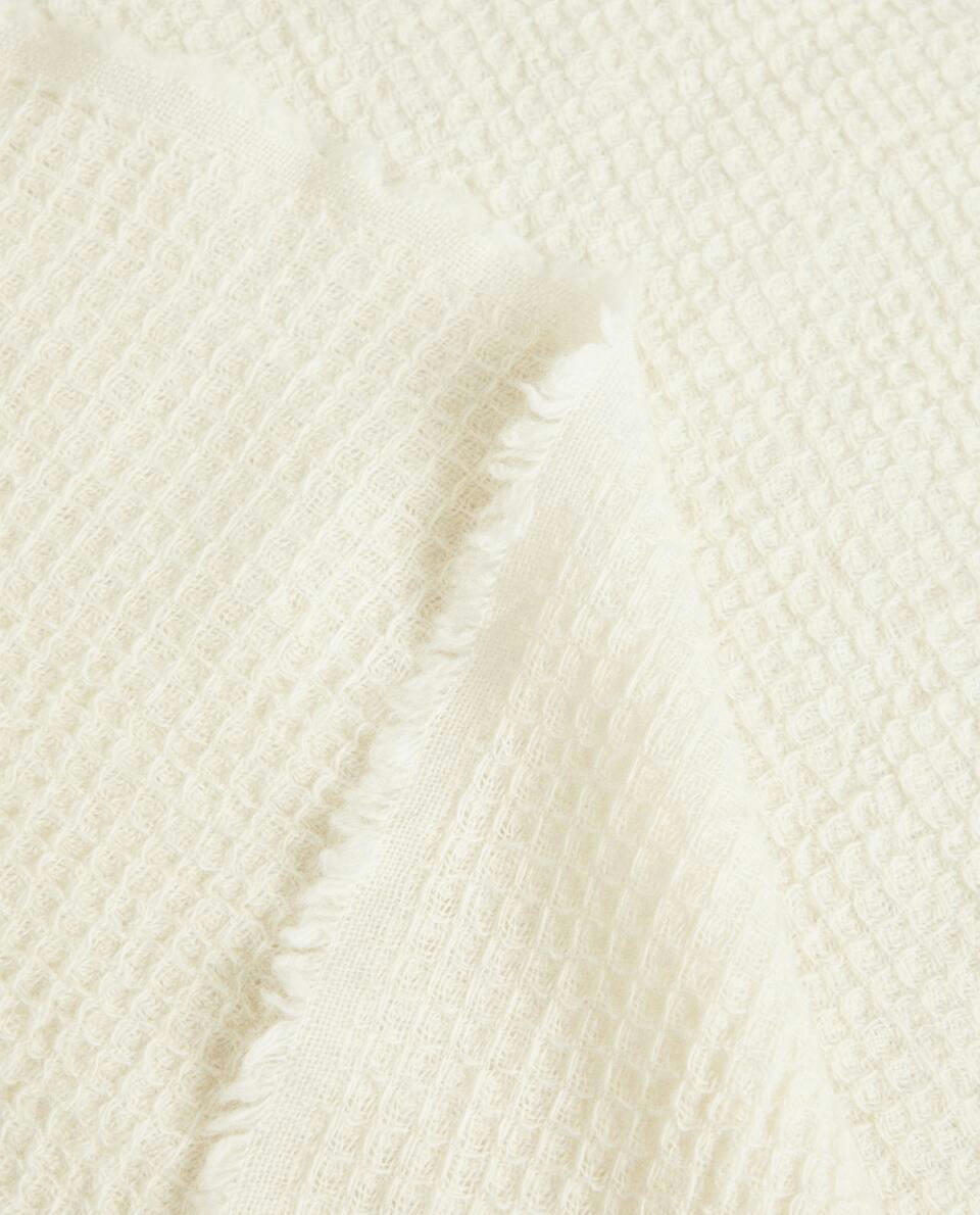 WAFFLE-KNIT WOOL BLANKET