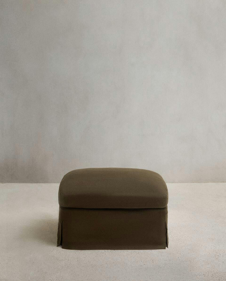 FOOTSTOOL 01