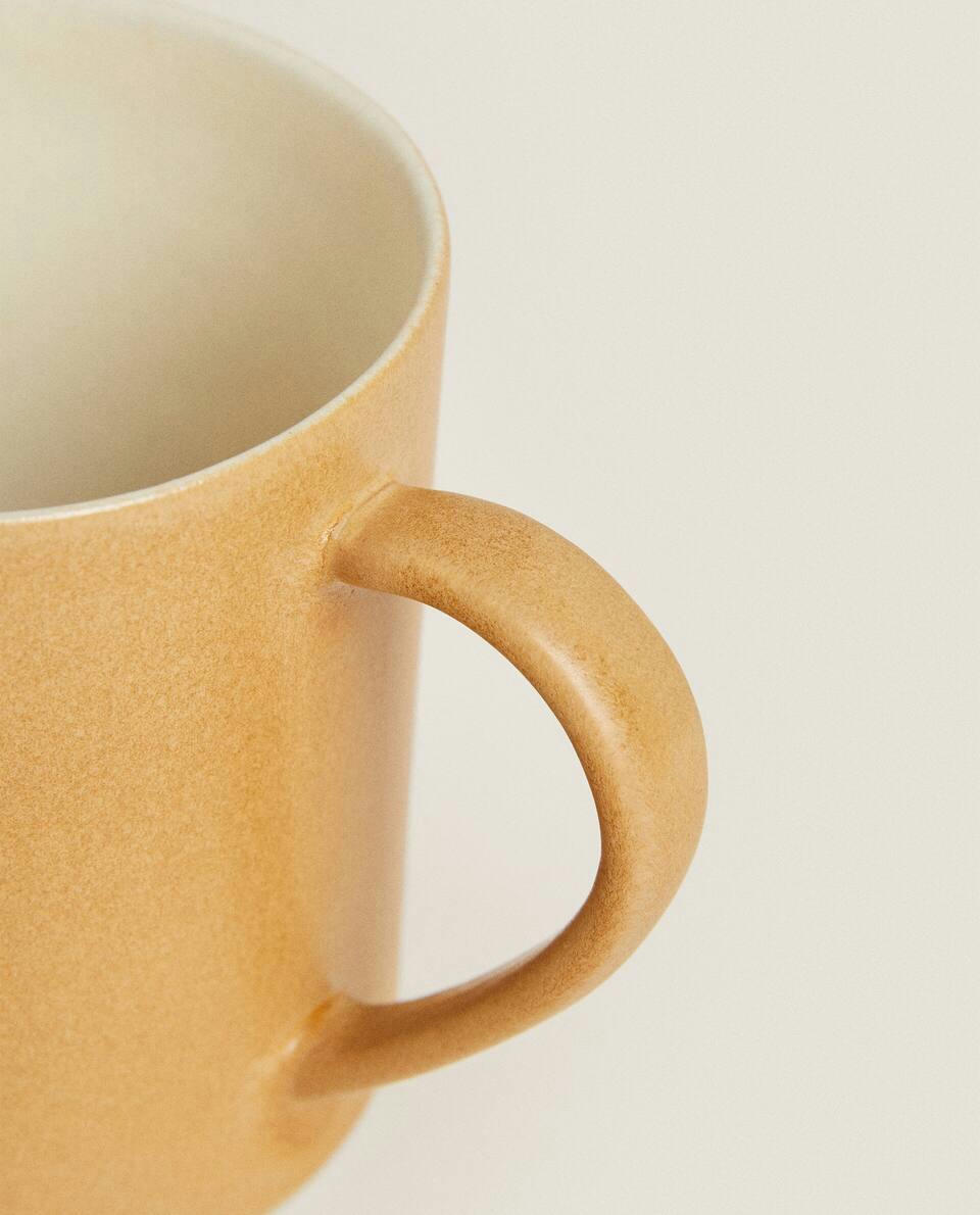 COLOURED STONEWARE MUG