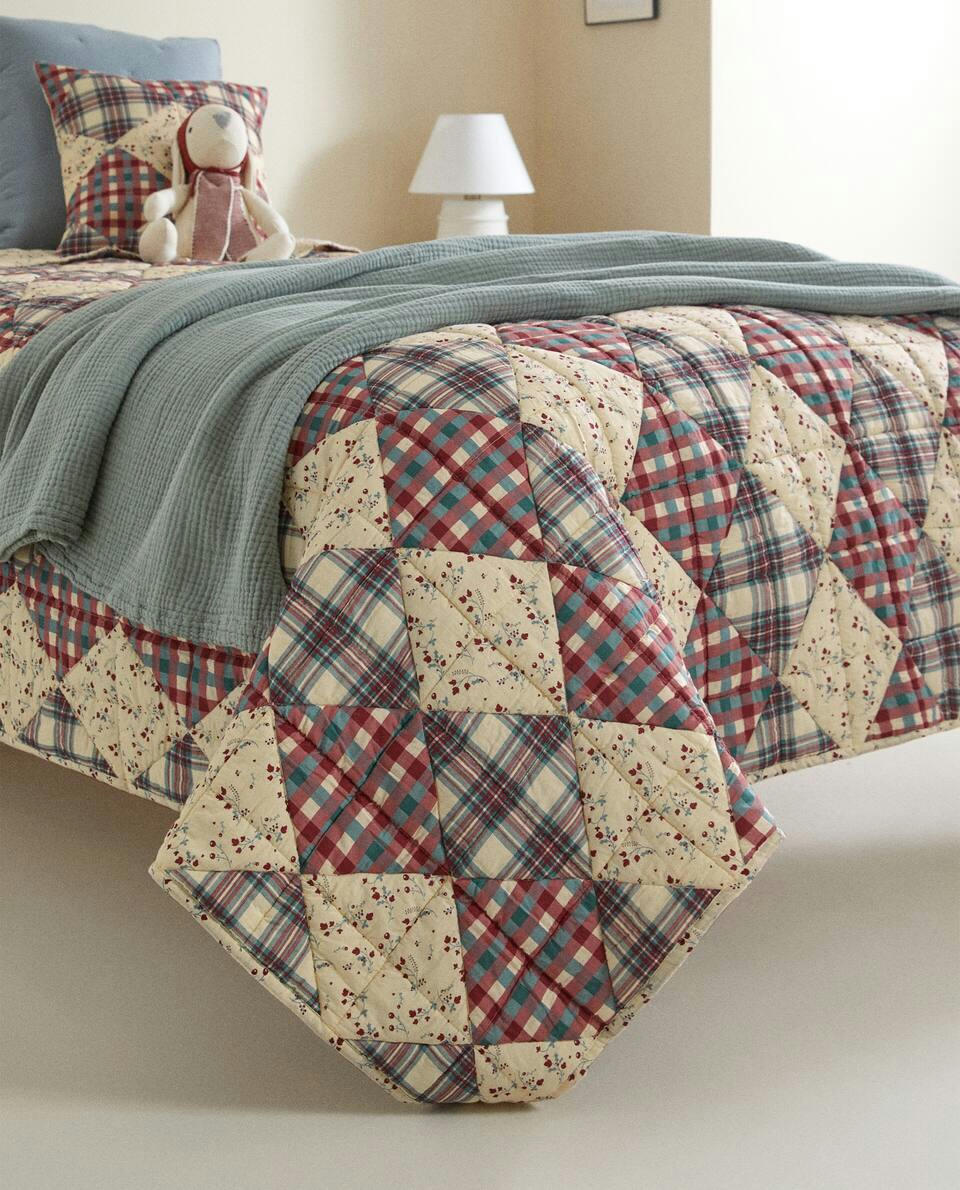 CHILDREN'S COTTON PATCHWORK BEDSPREAD CHRISTMAS