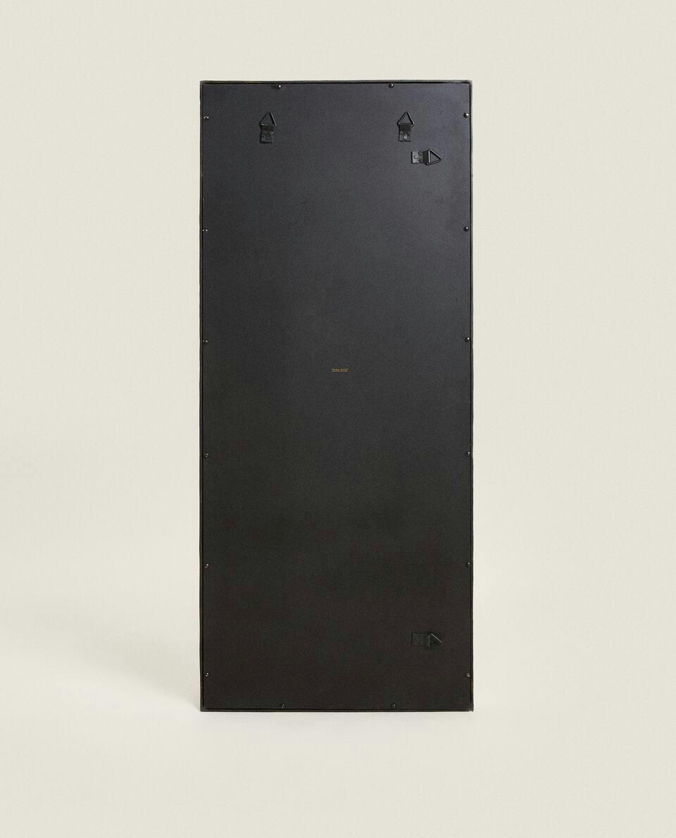 WALL MIRROR WITH METAL FRAME