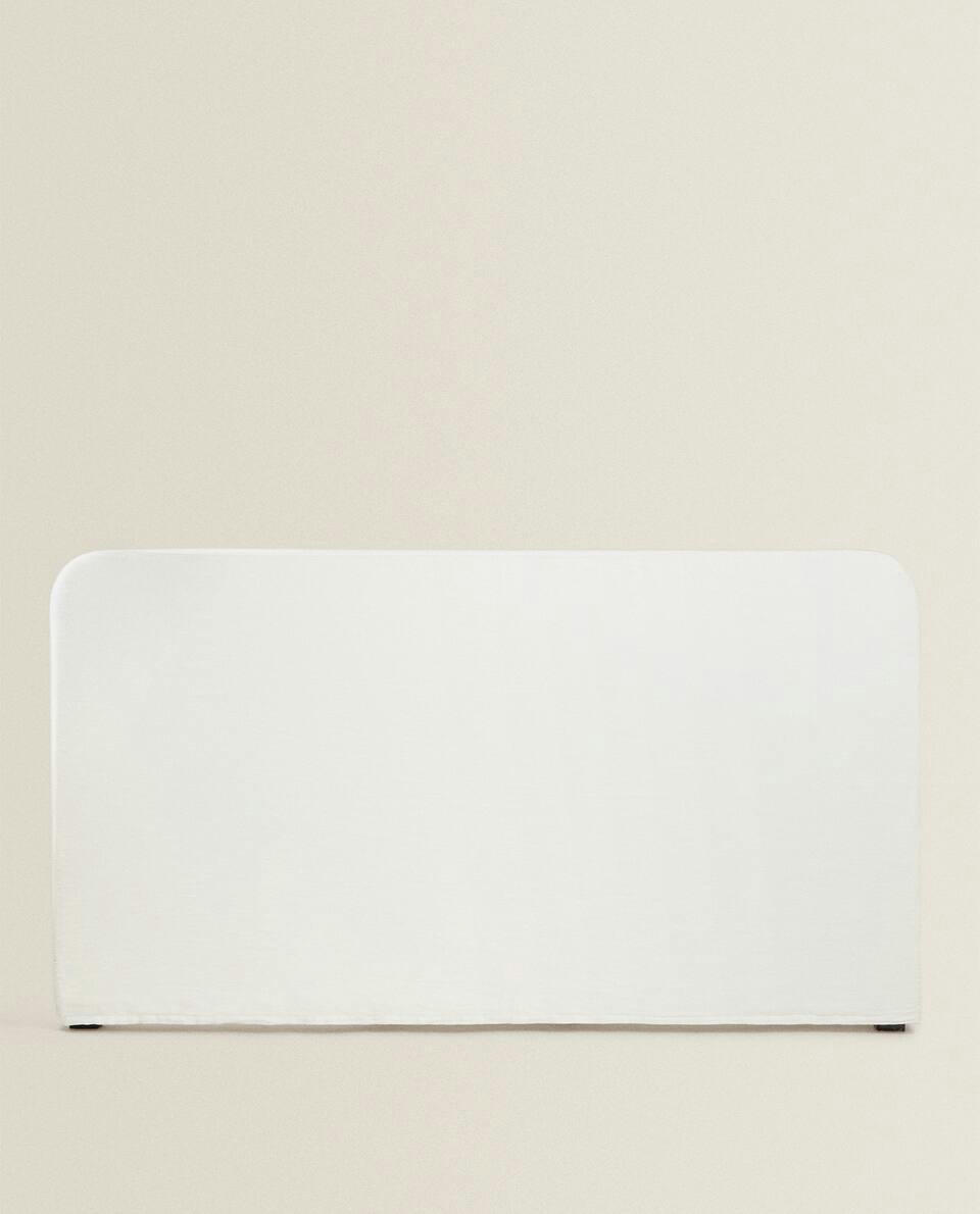 ROUNDED HEADBOARD WITH LINEN COVER