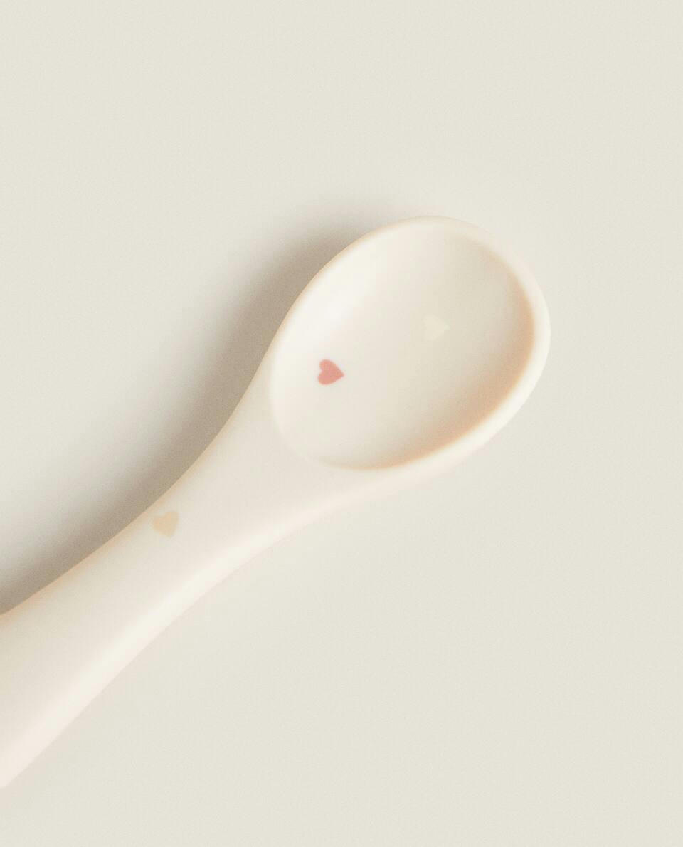 SILICONE SPOON WITH HEARTS