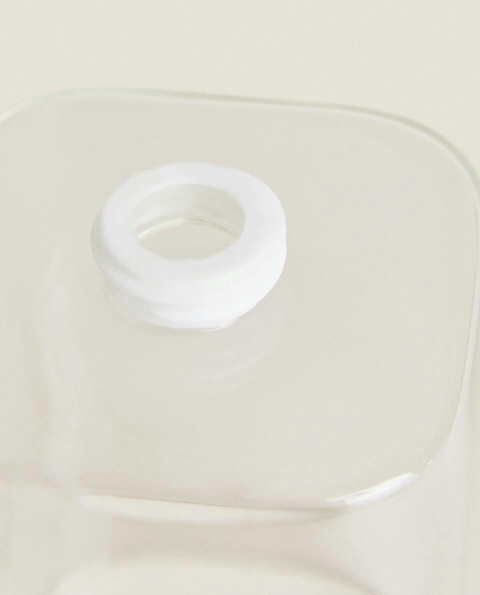 BOROSILICATE GLASS BATHROOM SET WITH SLOGAN DETAIL