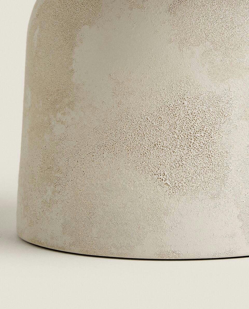 LAMP WITH CERAMIC BASE