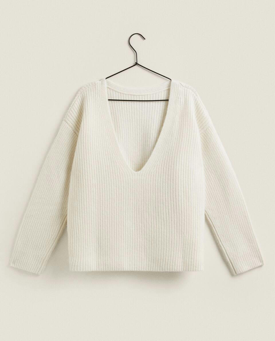 RIBBED CASHMERE SWEATER