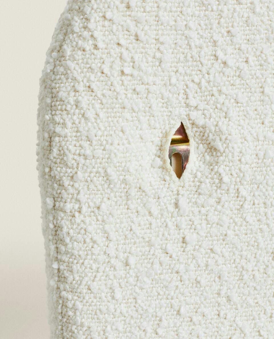 HEADBOARD WITH BOUCLé COVER
