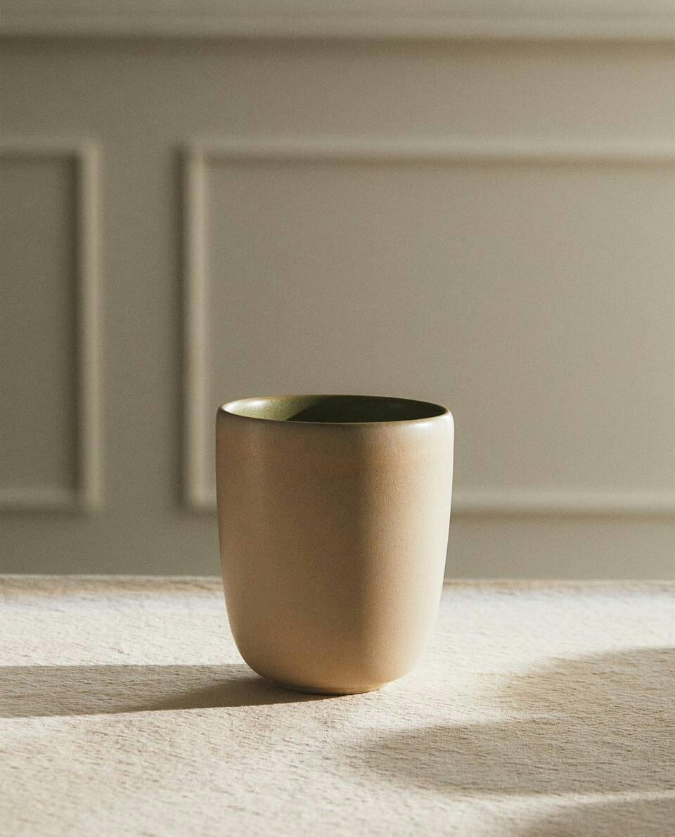 COLOURED STONEWARE TUMBLER