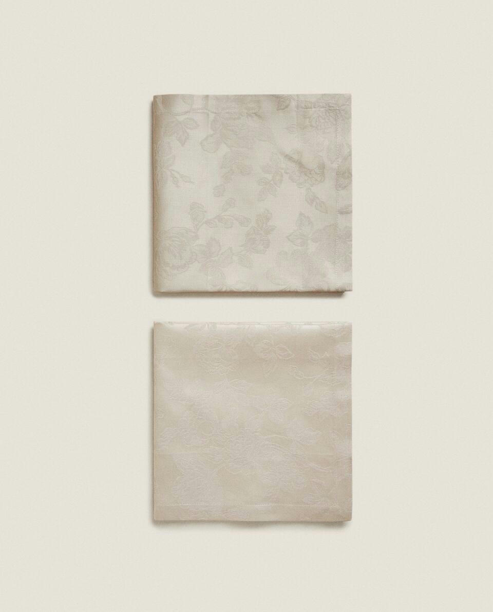 FLORAL JACQUARD NAPKINS (PACK OF 2)