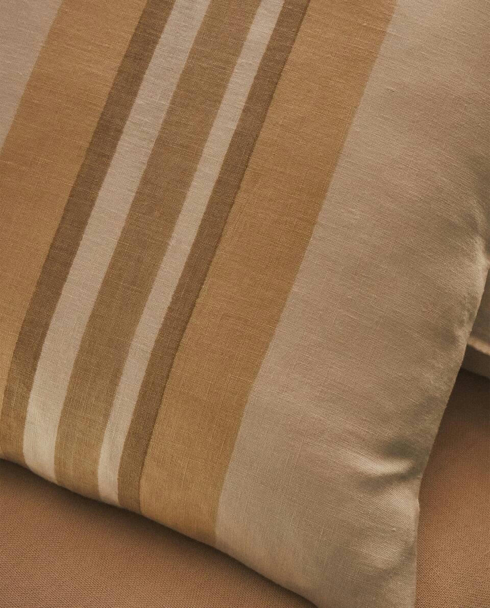 STRIPED CUSHION COVER