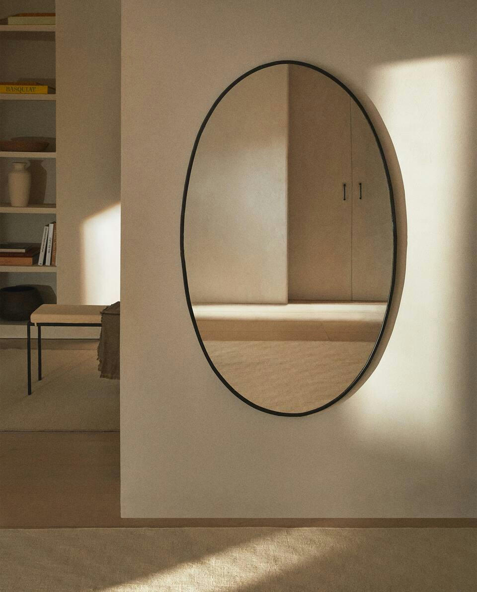 OVAL WALL MIRROR