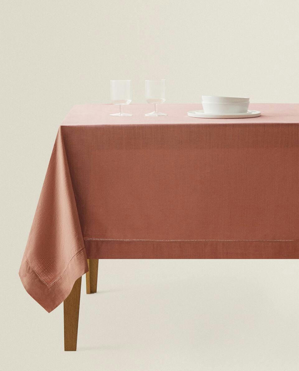 HEMSTITCHED TABLECLOTH