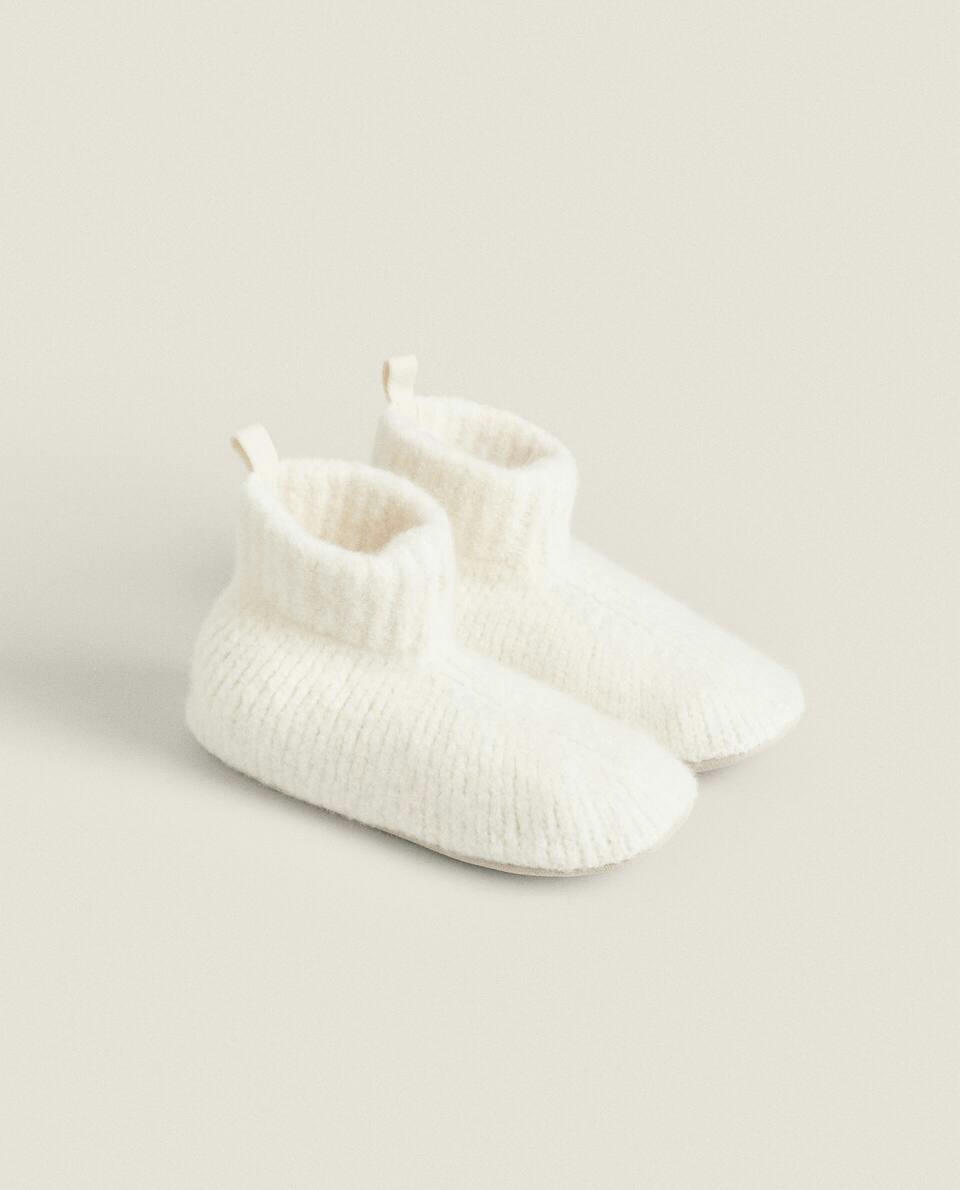 CASHMERE SLIPPERS