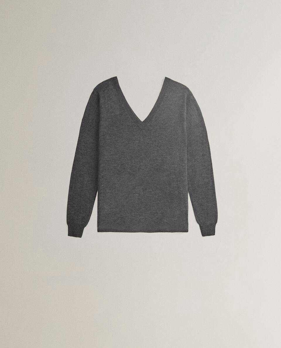 FINE CASHMERE SWEATER