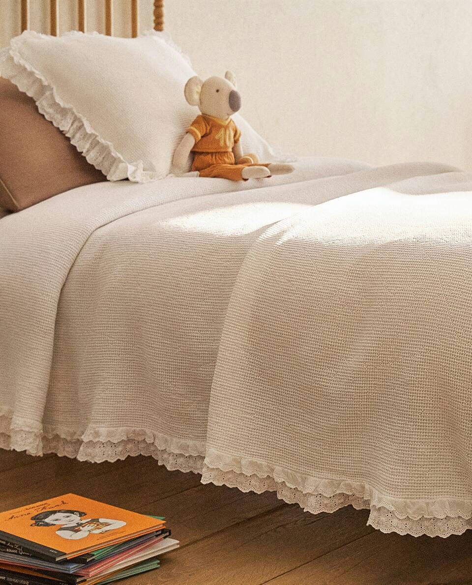 JACQUARD COTTON BEDSPREAD
