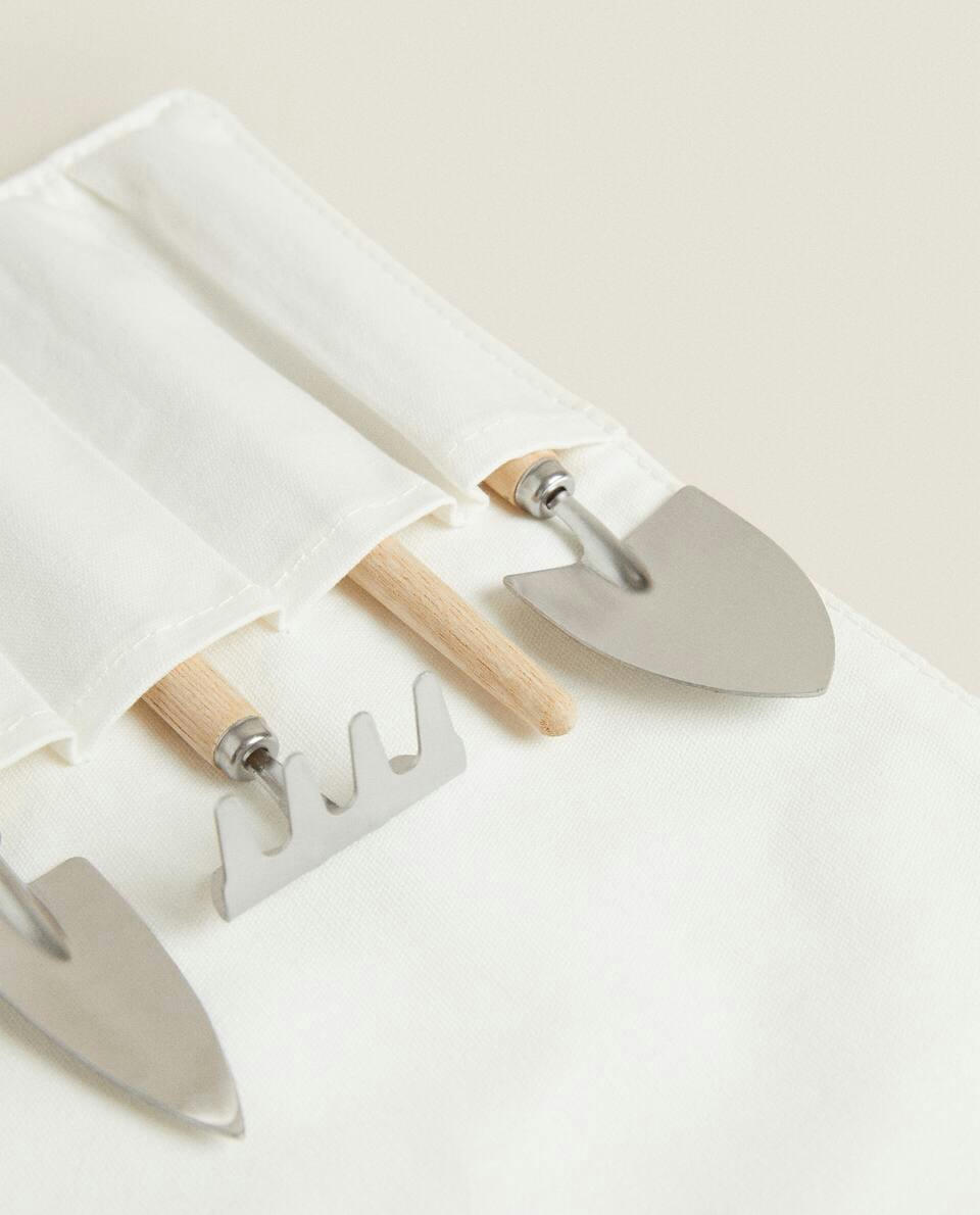 GARDEN UTENSILS (SET OF 6)