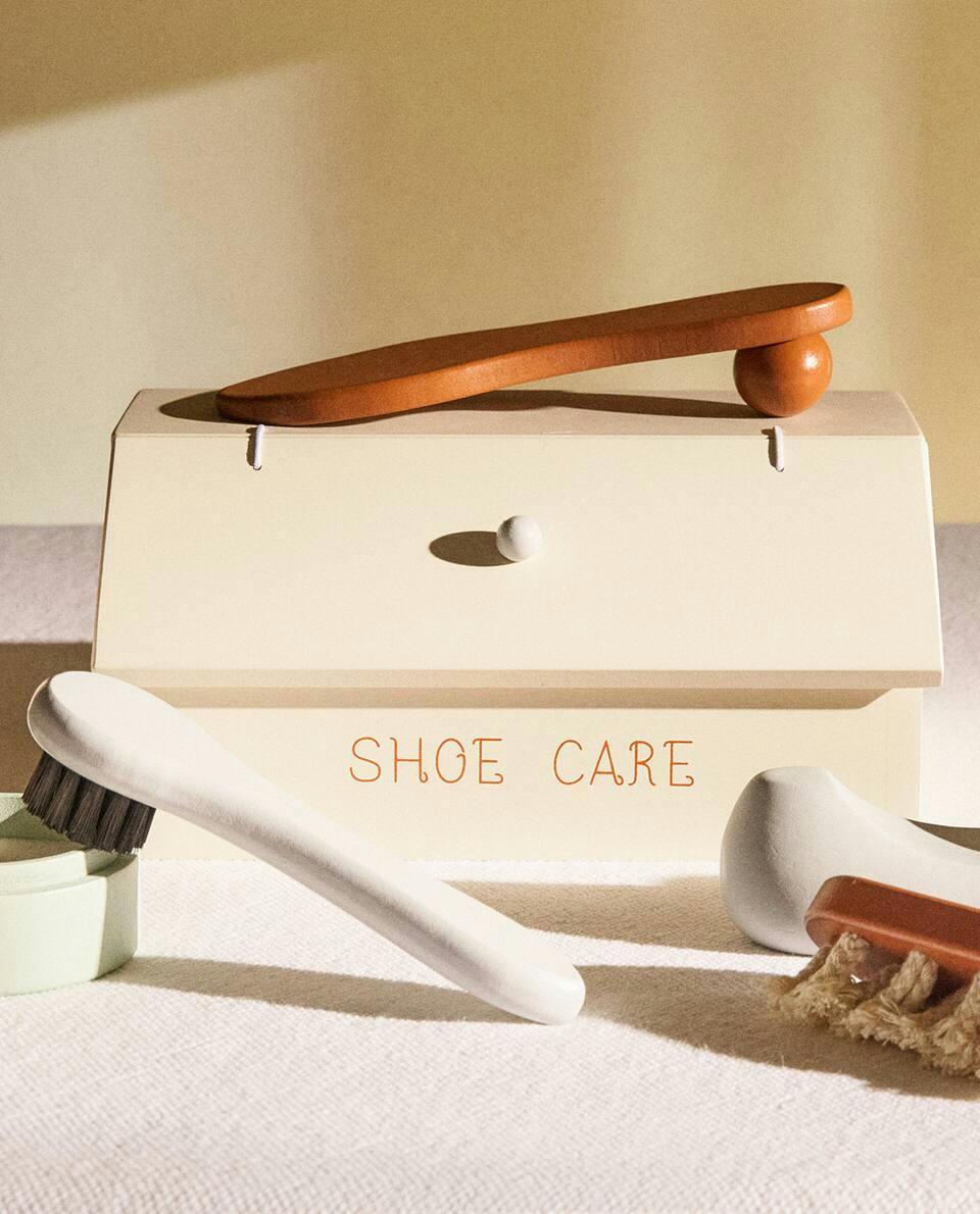 TOY SHOE CARE SET