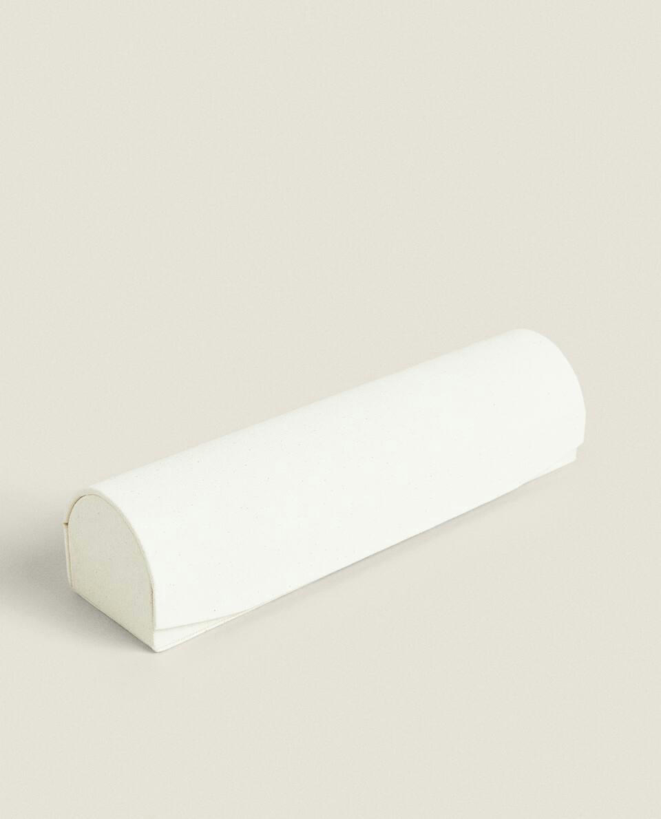 RECTANGULAR UPHOLSTERED JEWELLERY BOX