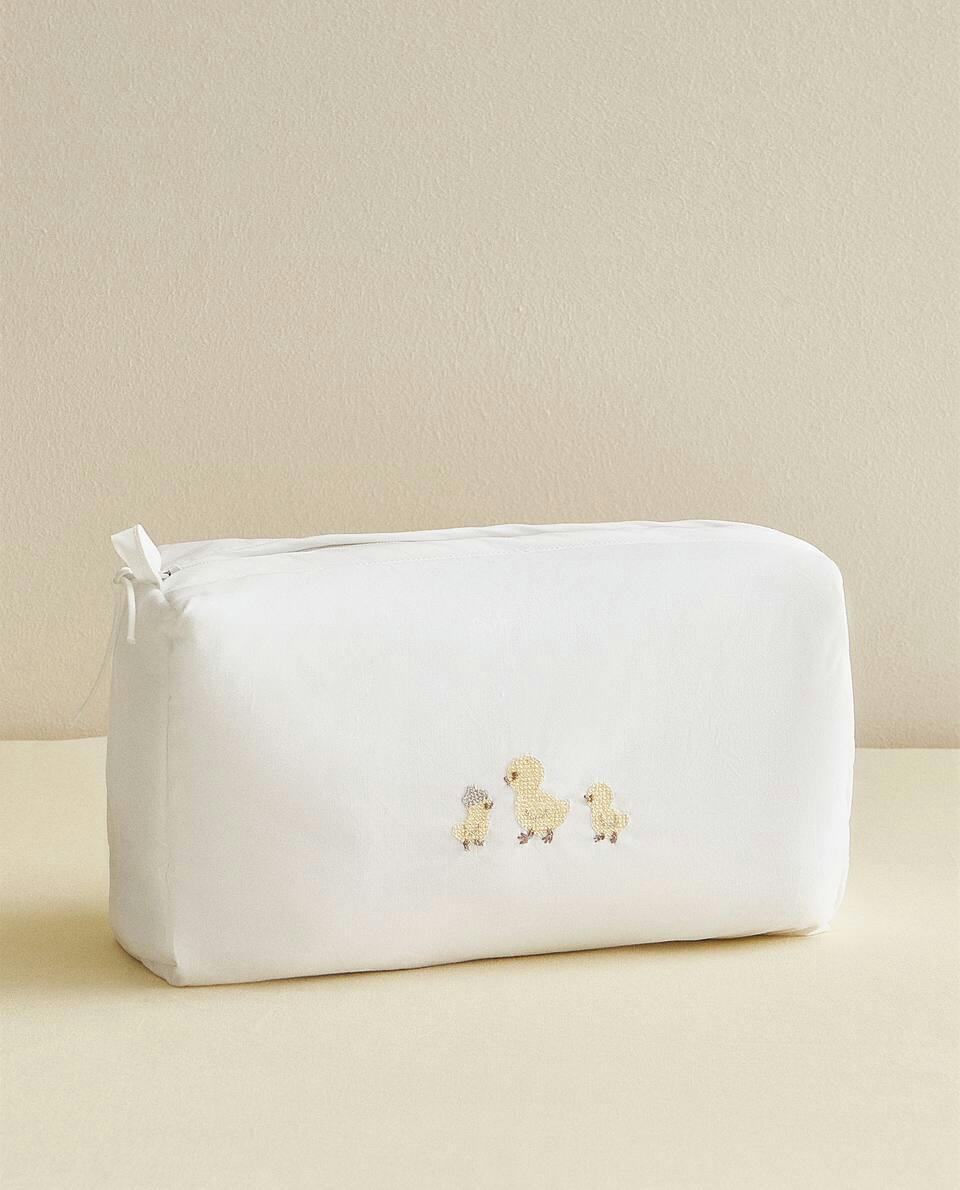 EMBROIDERED DUCK TOILETRY BAG