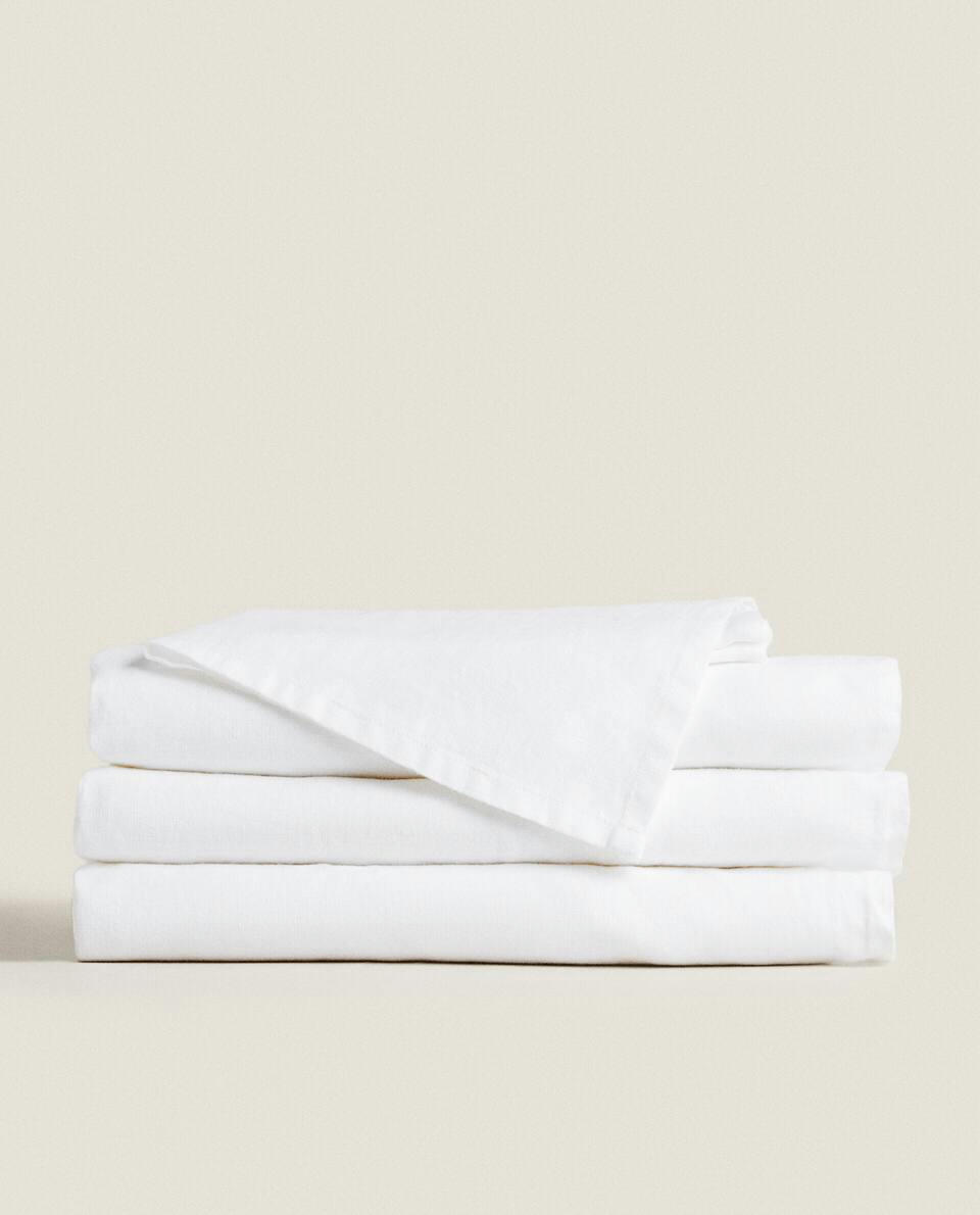 WASHED LINEN TABLECLOTH