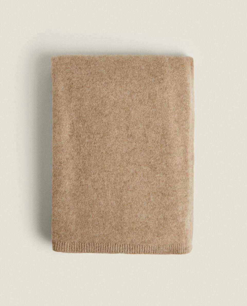 CASHMERE KNIT BLANKET
