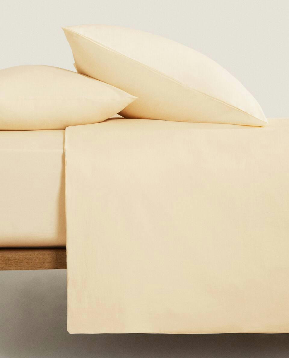 PLAIN-COLOURED DUVET COVER