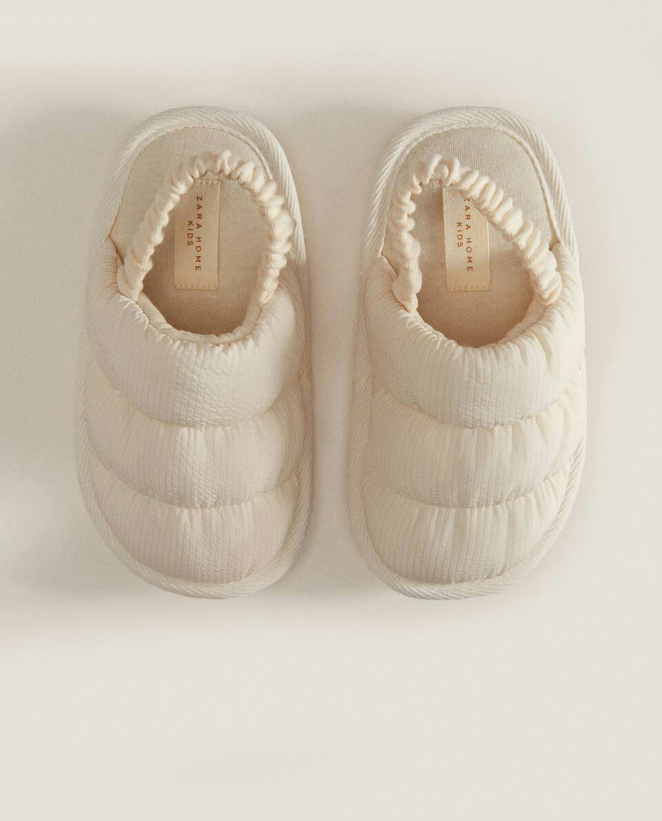 QUILTED SLIPPERS