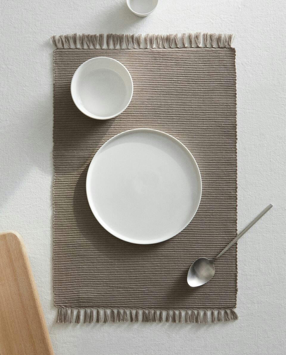 FRINGED PLACEMAT (PACK OF 2)