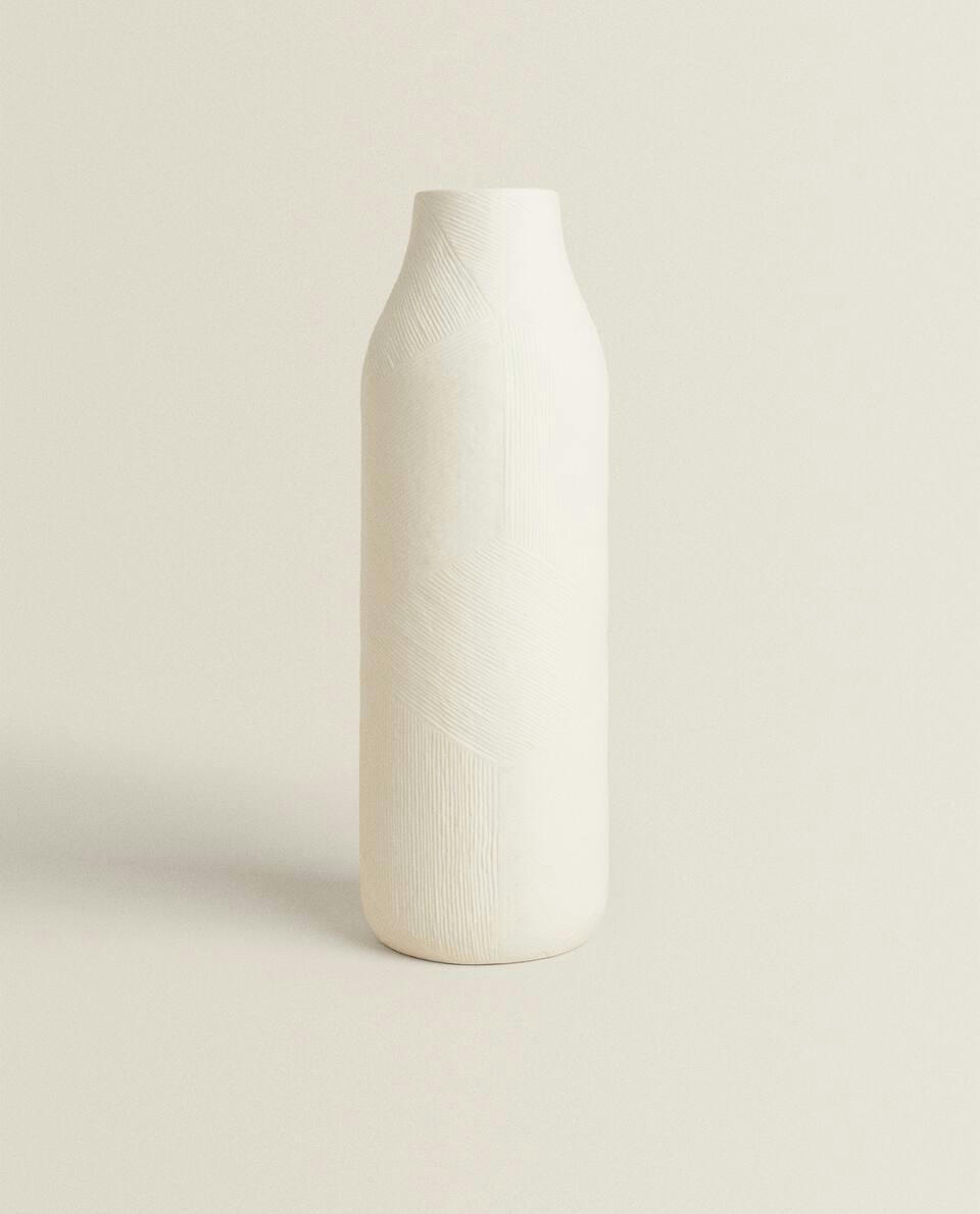 TEXTURED CERAMIC VASE