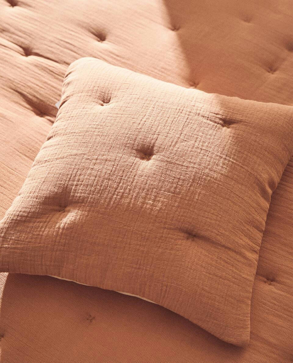 WAFFLE-KNIT CUSHION COVER