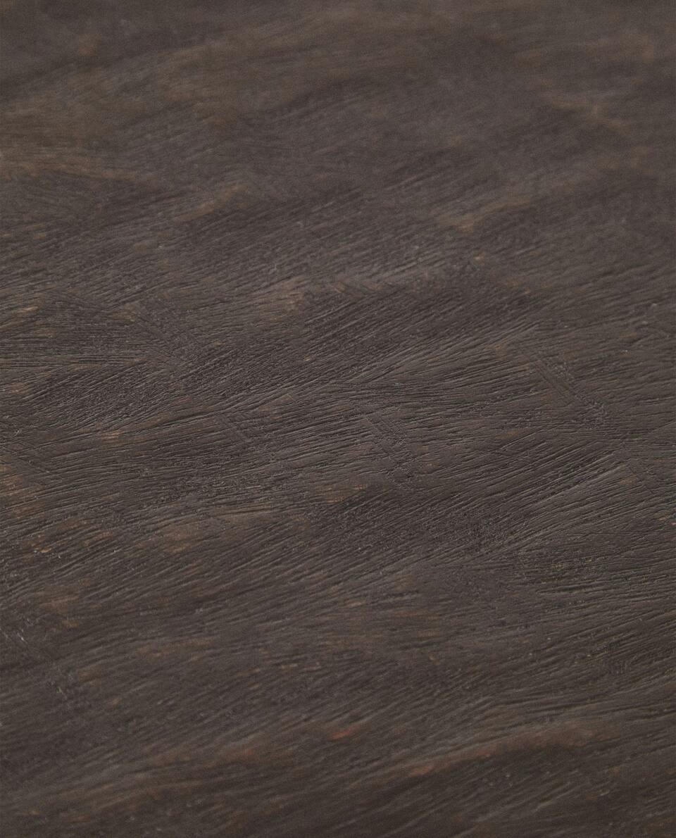 IRREGULAR TEXTURED BAR STOOL