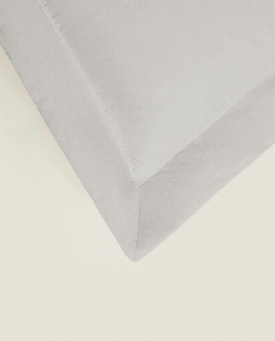 DOTTED CUSHION COVER