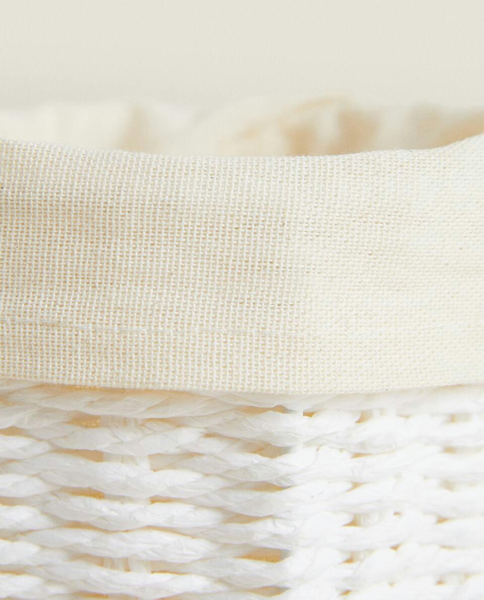 ROUND FABRIC-LINED BASKET