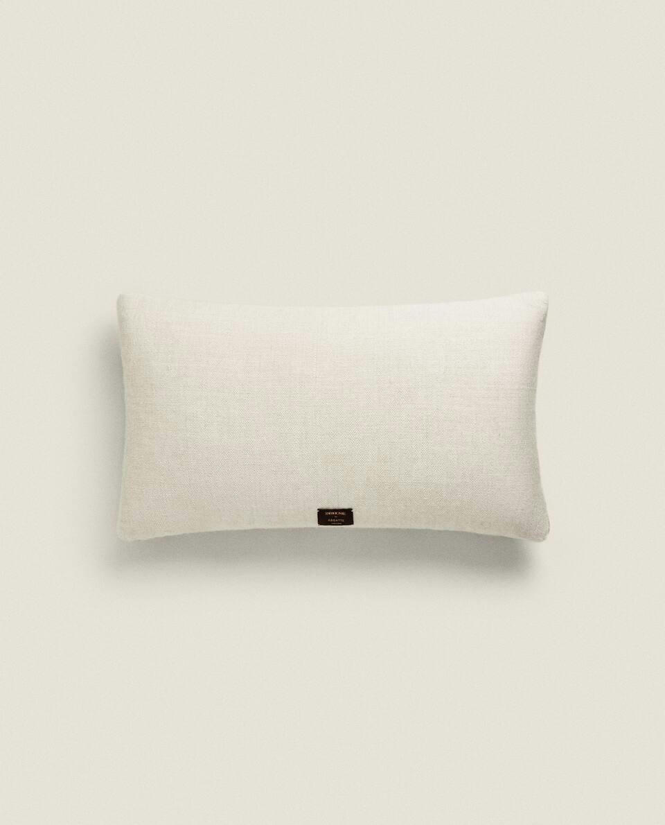 X áBBATTE ALPACA AND LINEN CUSHION WITH PIPING