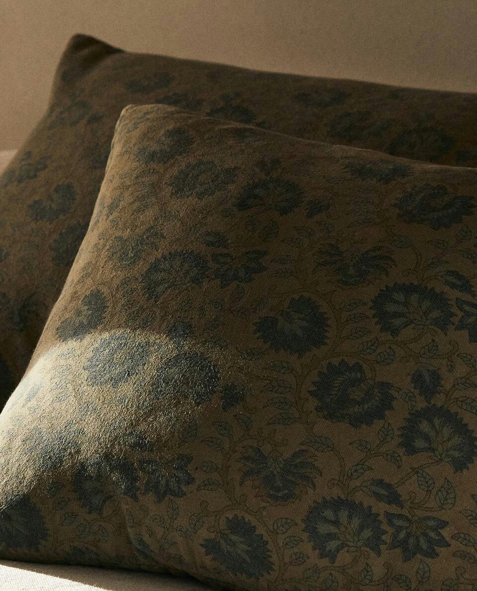 FLORAL PRINT CUSHION COVER