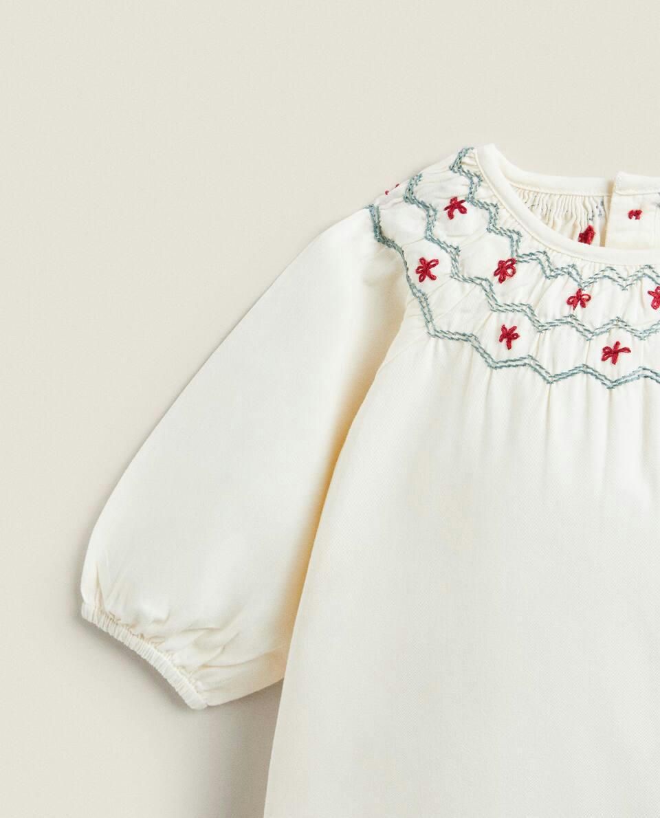 EMBROIDERED CHRISTMAS BABY ROMPER
