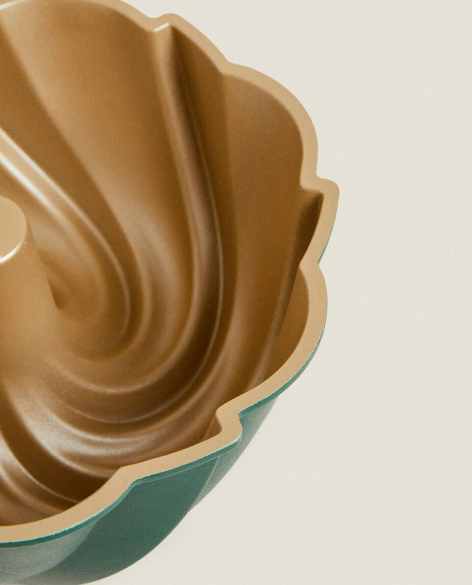 CHRISTMAS ROUND CAKE ALUMINIUM MOULD