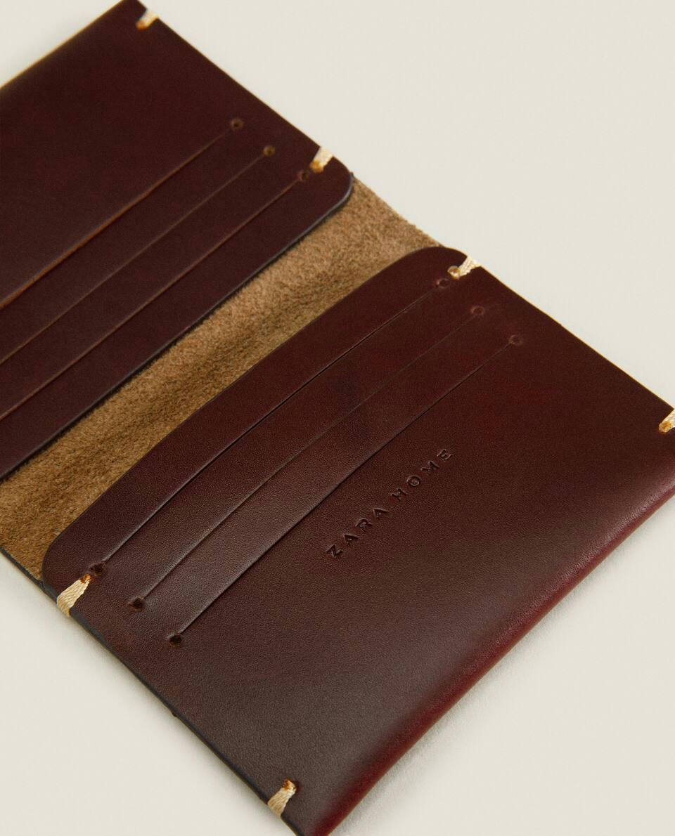 LEATHER WALLET WITH TOPSTICHING DETAIL