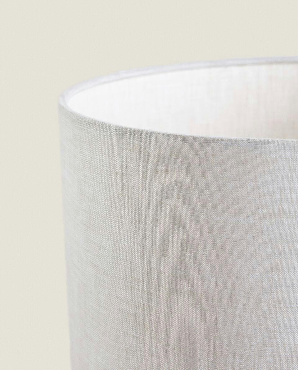 LAMP WITH WOODEN BASE