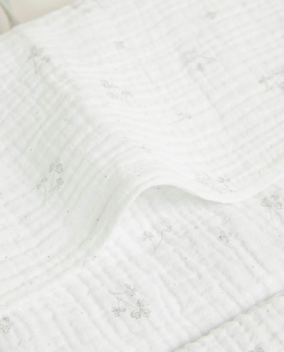 MUSLIN CLOVER BABY WIPE HOLDER