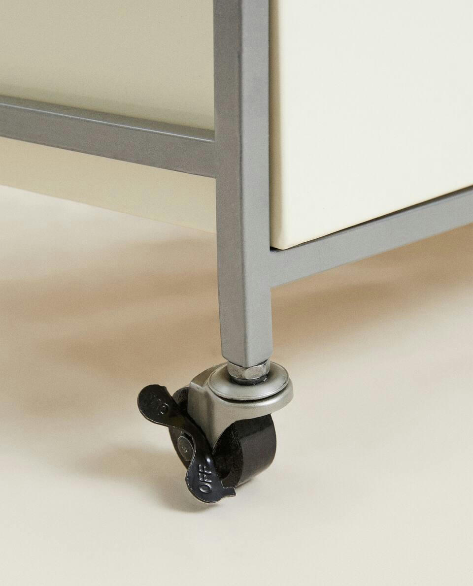 GALVANISED FURNITURE WITH WHEELS