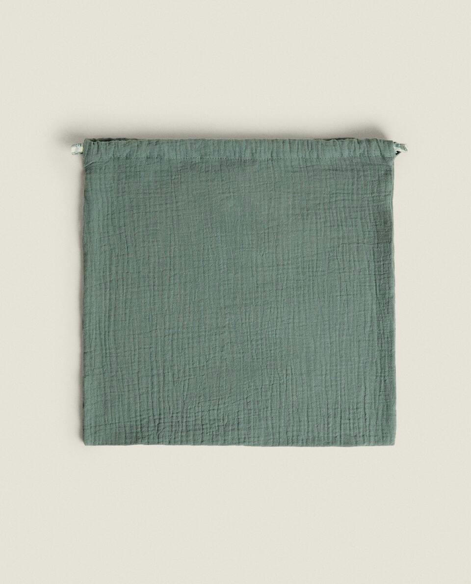 CHILDREN’S GINGHAM LAUNDRY BAG