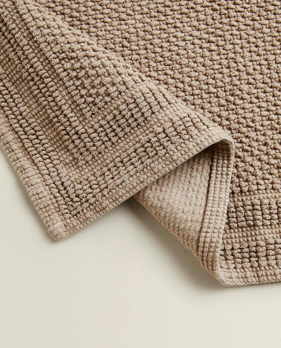 COTTON BATH MAT