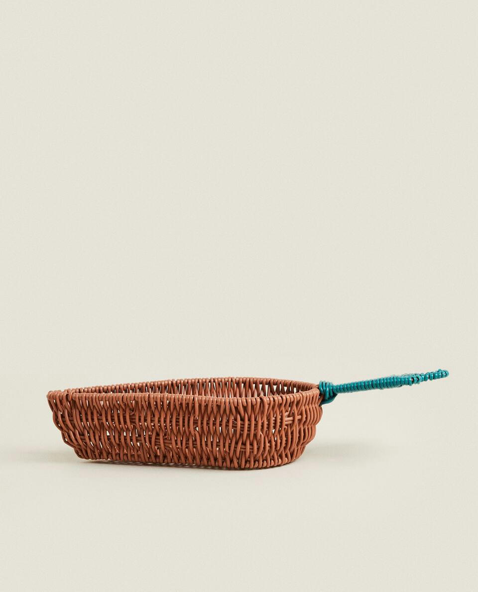 DECORATIVE CARROT BASKET