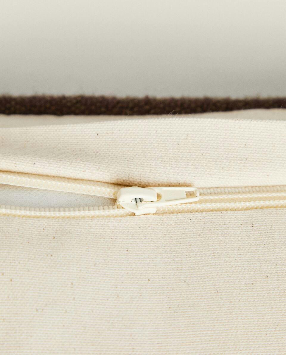 GEOMETRIC WOOL BLEND CUSHION COVER